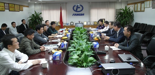 深圳市南山区区长余新国一行莅临sunbet申搏调研