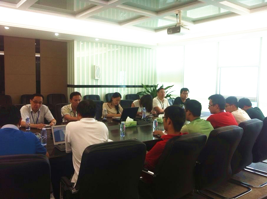 sunbet申搏举行2014届实习生座谈会