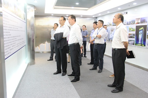 深圳市南山区委常委黄雪平一行到sunbet申搏参观调研