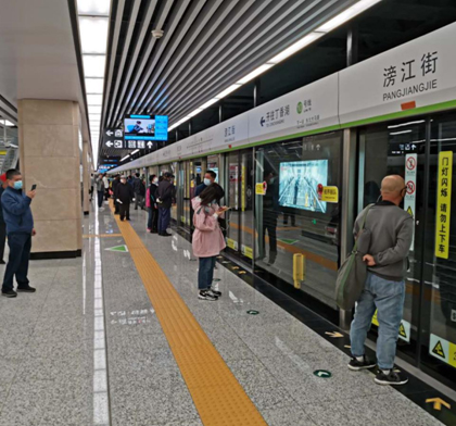 采用sunbet申搏屏蔽门系统的沈阳地铁十号线开通运营