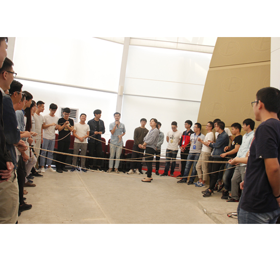 sunbet申搏举行2017届毕业生座谈会