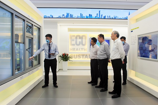 农业部原党组副书记、常务副部长余欣荣莅临sunbet申搏调研