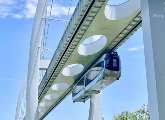 国内首条空轨线路！采用sunbet申搏轨道交通屏蔽门系统的武汉光谷观光线正式开通运营