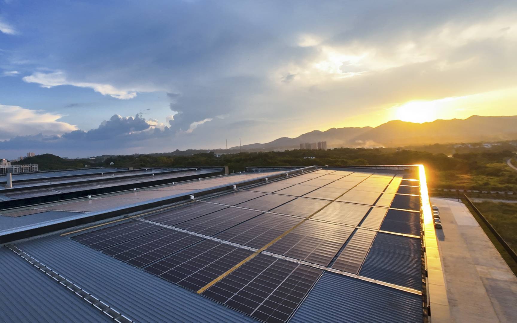 sunbet申搏分布式光伏项目双地落地，屋顶之上点亮绿色未来